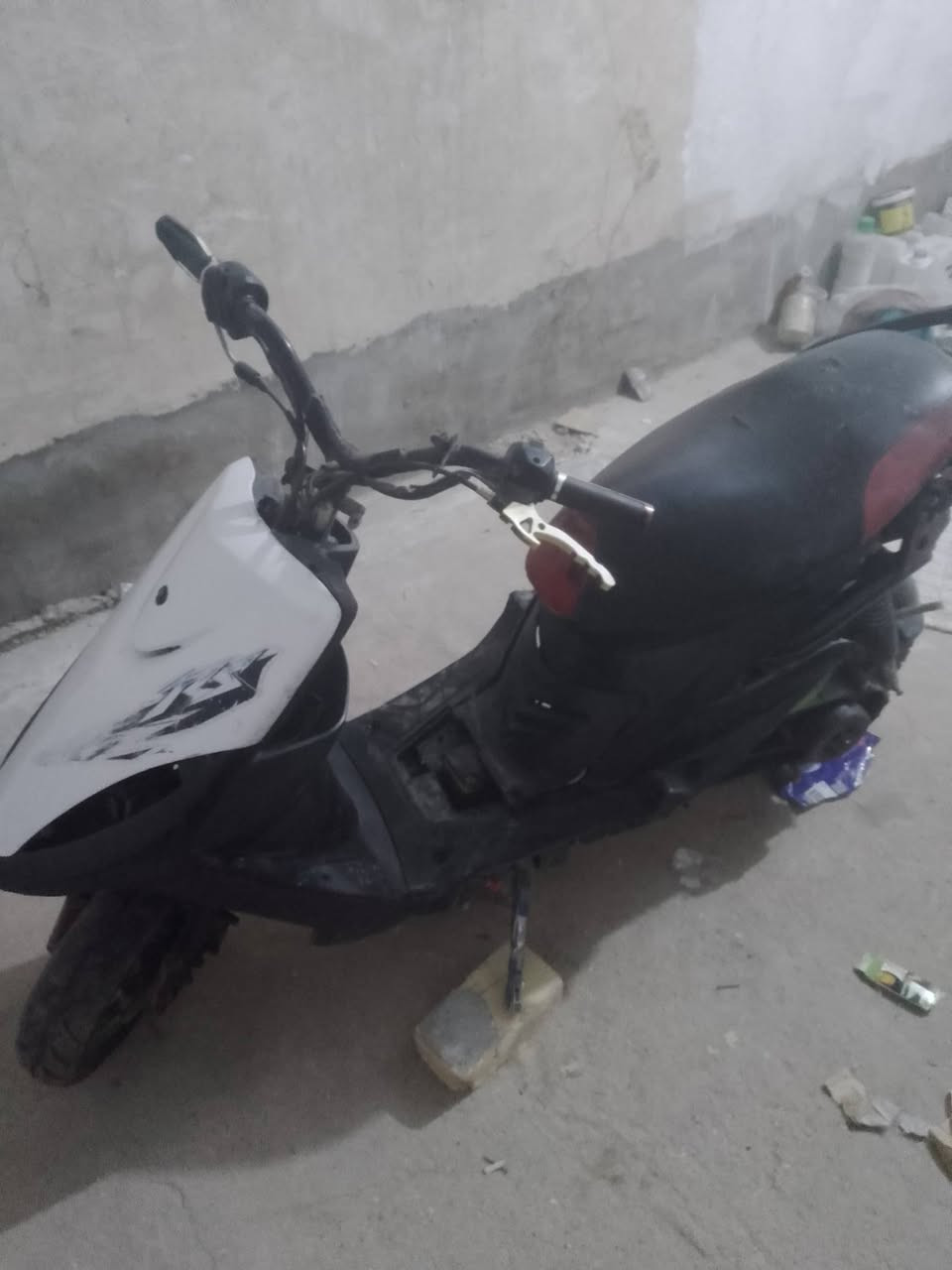 سلام عليكم درجه ماكس عداله البيع خراض كامله دراجه نضيفه نقصه قبق مل هندر سعر 250 مراسله خاص او التصل علئ هاذه رقم ***********2
