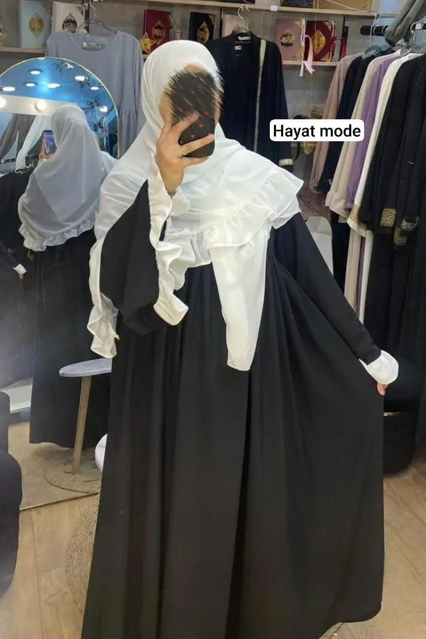 العباءة👍
الفولار 👍
مصنوعة من ثوب كريب روزا الممتاز
✅ جودة عالية
✅ تصميم أنيق ومريح
✅ مثالية لمختلف المناسبات 
📏 المقاسات: l xl xxl


**إذا كنت صاحب هذا الإعلان وتريد حذفه لأي سبب، رجاءا أرسل رسالة إلى الدعم الفني**