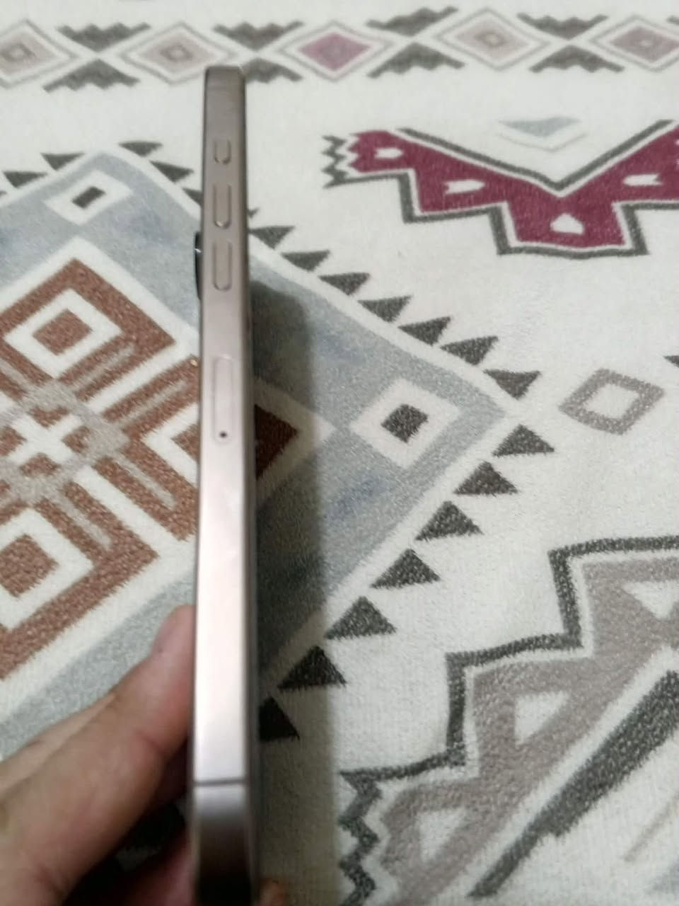 سلام عليكم ايفون 16برو ماكس ماستر بطاريه 99 مكفول من كلشي اي ضرر مابي اخو لجديد السعر مليون ونص وبي مجال 
الرقم ***********
