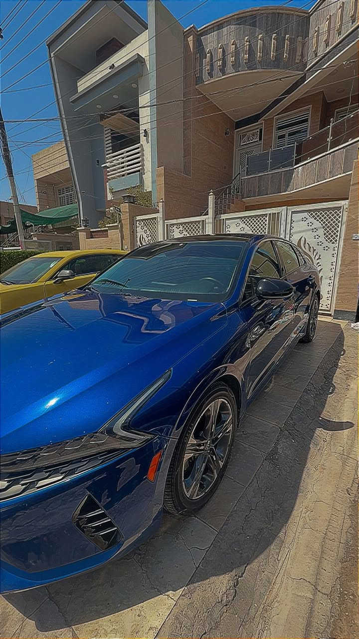 السلام عليكم
كي فايف k5 موديل 2021 السياره فول بنروما كشونا خزن 
كشونا تدفأ و تبريد ستيرن تدفأ /حادث السياره من امريكه باب السايق بدون دواخل و صار بل عرق قبق صندوك كلير بدون دوخلو بدون شاصي نكراش بصيط بل بنيد ماشي 90) 
السياره  بيع و مراوس حسب القناعه المكان بغداد حي الجامعة التواصل بس رقم و تساب ما متواجد بل فيس ***********
السياره سعرها 160$ و بيها مجال
