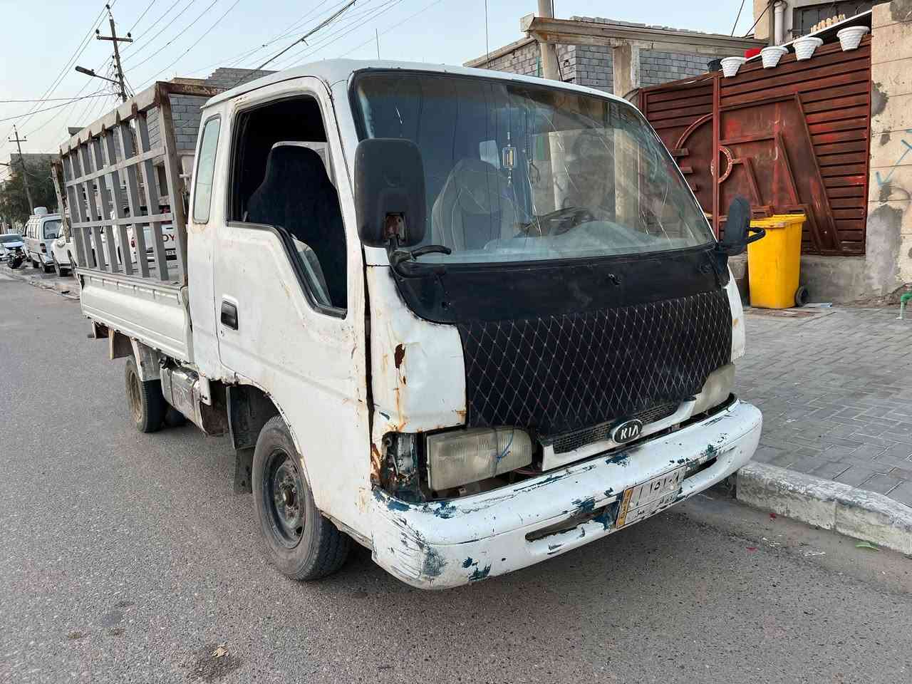 سلام عليكم كيه فونتيره معروضة للبيع موديل1997رقم ذي قار صاحب سياره ما اندله واني ابيع كوم حديد مكينه وكير زينات عنوان سياره البصرة سعر سياره 28وبيه مجال ***********
