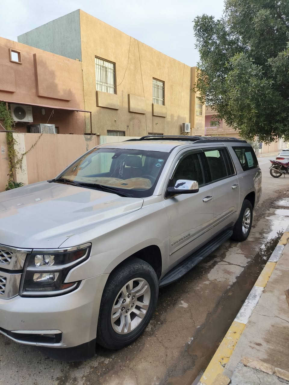 السلام عليكم 
للبيع شوفرليت سوبربان 
موديل 2017
الأستفسار تواصل على الخاص او على الرقم ‏‪***********‬‏
