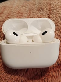 ايربودز ايفون 15 • تايب سي • شعب حي سومر