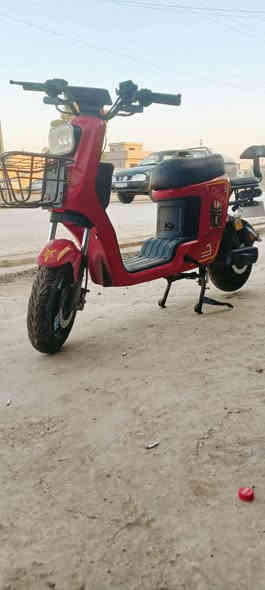 السلام عليكم ماطور شحن  R8للبيع  مستعمل شهر اخو جديد كلشي بيها شغال بك لايتات اشاير مسجل شغال المو شراي لايدوخني مامتواجد ع خاص الاستفسار اتصل ع رقم *********** سعر 500وبي مجال
