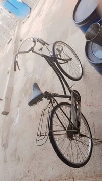 بايسكل للبيع 110 وبي مجال هذا عنو وهذا رقمي 07766723179