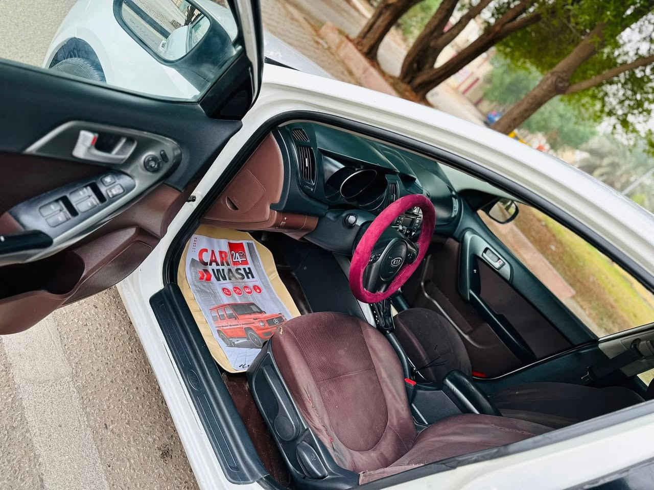 للبيع كيا سيراتو مديل 2011 وارد خليجي 95 وبيه مجال الاستفسار حادث جاملغ خلفي بدون دواخل  وبيها 3 قطع رش صبغ والباقي مكفول موصفات تحكم استيرن اشاير بل مري مري كهرباء محرك 1600 دوش مكفول كير مكفول حداديه مكفوله تخم تاير جديد رقم اربيل سنويه الغايه 2026 الانتهاء السياره جديده وجاهزه بدون نقص عنواني كربلاء ***********
