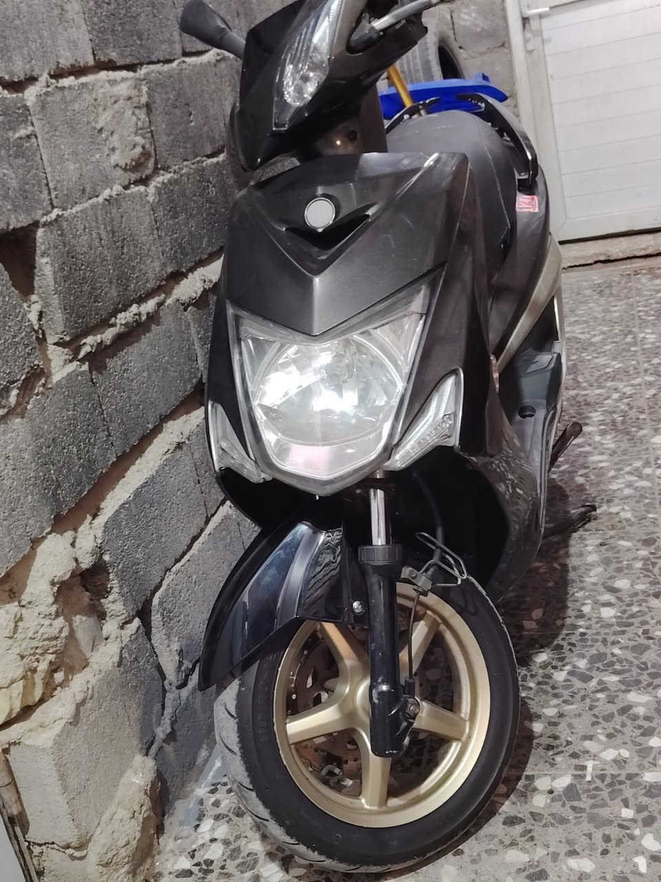 عنوان العبيدي شارع جامع.      ***********
