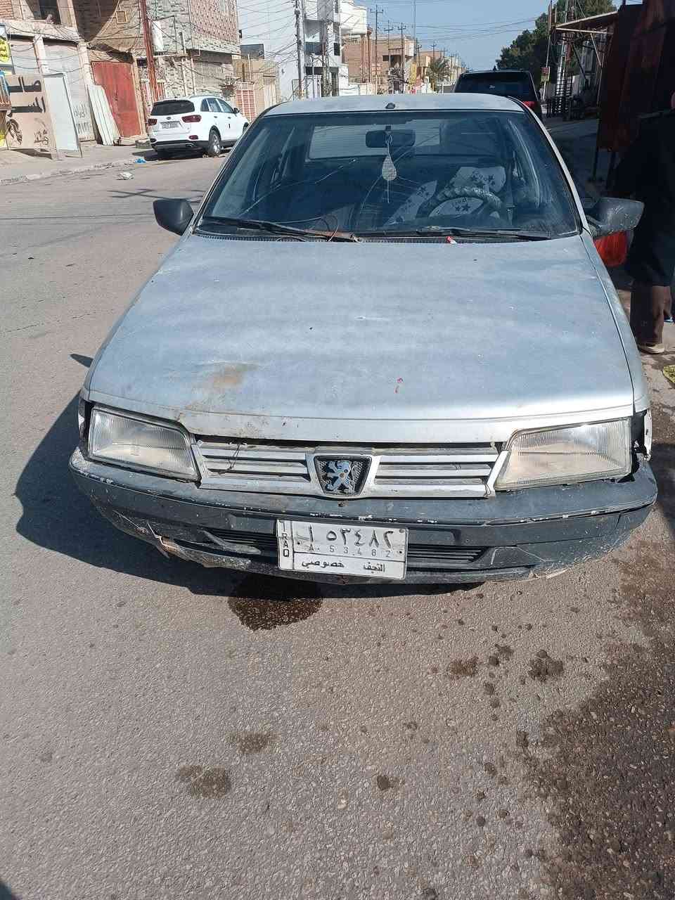 بيجو روا للبيع راعي ماواصله ابيع تعهد فقط سعره 11 نجف حي السلام مكينه وكير حداديه  شواصي كله تمام بيه خيط بخار ***********
