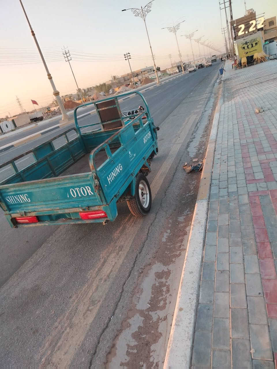 سلام عليكم ستوته دولفين للبيع موديل 2022 محرك 25كهربائيات كلها شغاله جاهزه الستوته للستفسار *********** غير متواجد خاص
