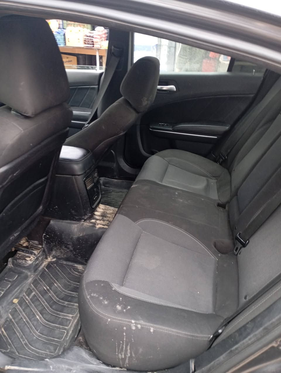 سلام عليكم شباب جارجر مديل2016معلايه2018مواصفات
sxt سياره بدون حادث بيهه تبديل قطعتين 
جاملغ جهت السايق وباب الصدر السياره رقم انكليزي تويل ثاني يوم  السعر 150بيه مجال حك الجيه رقم التلفون ***********
مكان السياره كوت واسط
