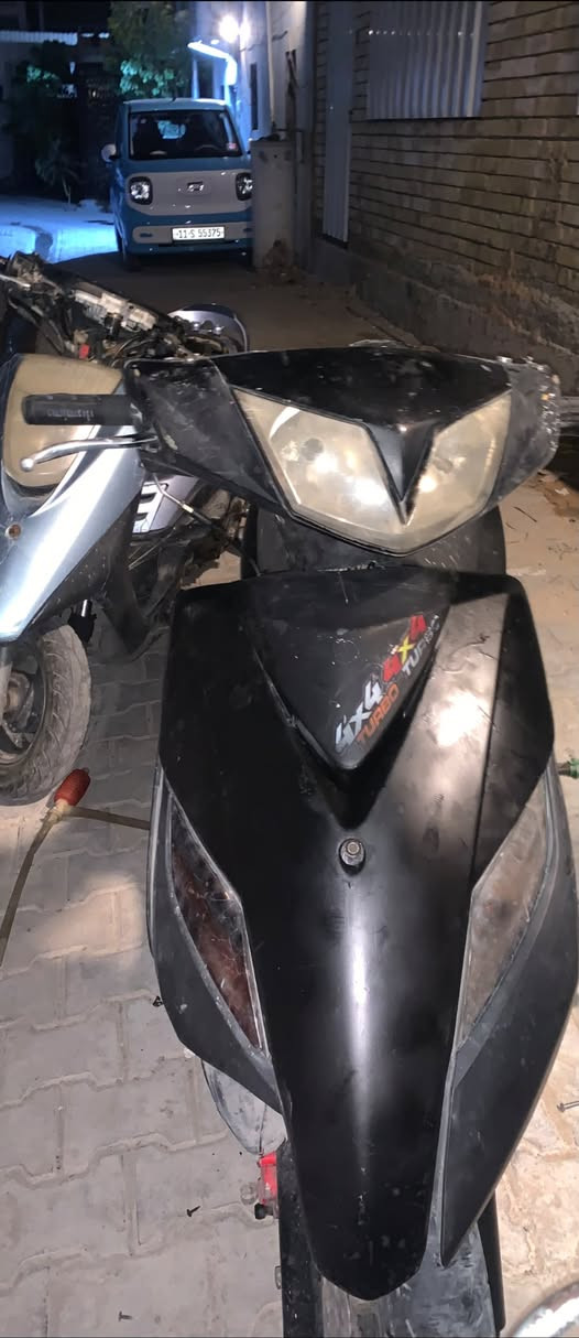 السلام عليكم دراجة ثعلب للبيع بيها تبخير دراجة حلوة بس يرادلها تجفيت بيها كلج خلفي RGS سعر250مكان الاعضمية ***********
