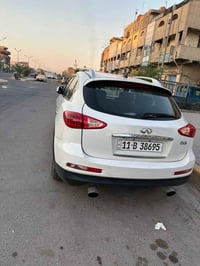انفنتي EX35  2010 موصفات السياره  محرك ٦ كامرات 360 حساسات 360 مري قلا...