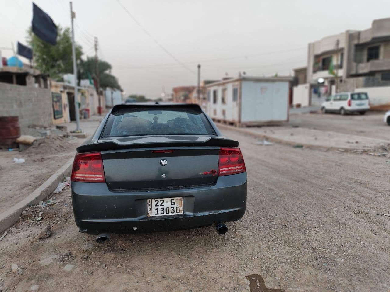 السلام عليكم سيارة جارجر موديل ٢٠٠٨ رقم اربيل السعر ٨٠ وبيها مجال مابيها اي ضربة مجرد صبغ احزام للجمالية سيارة كير محرك كلة جديد تخم تايرات جدد الاتصال على الواتساب ***********
