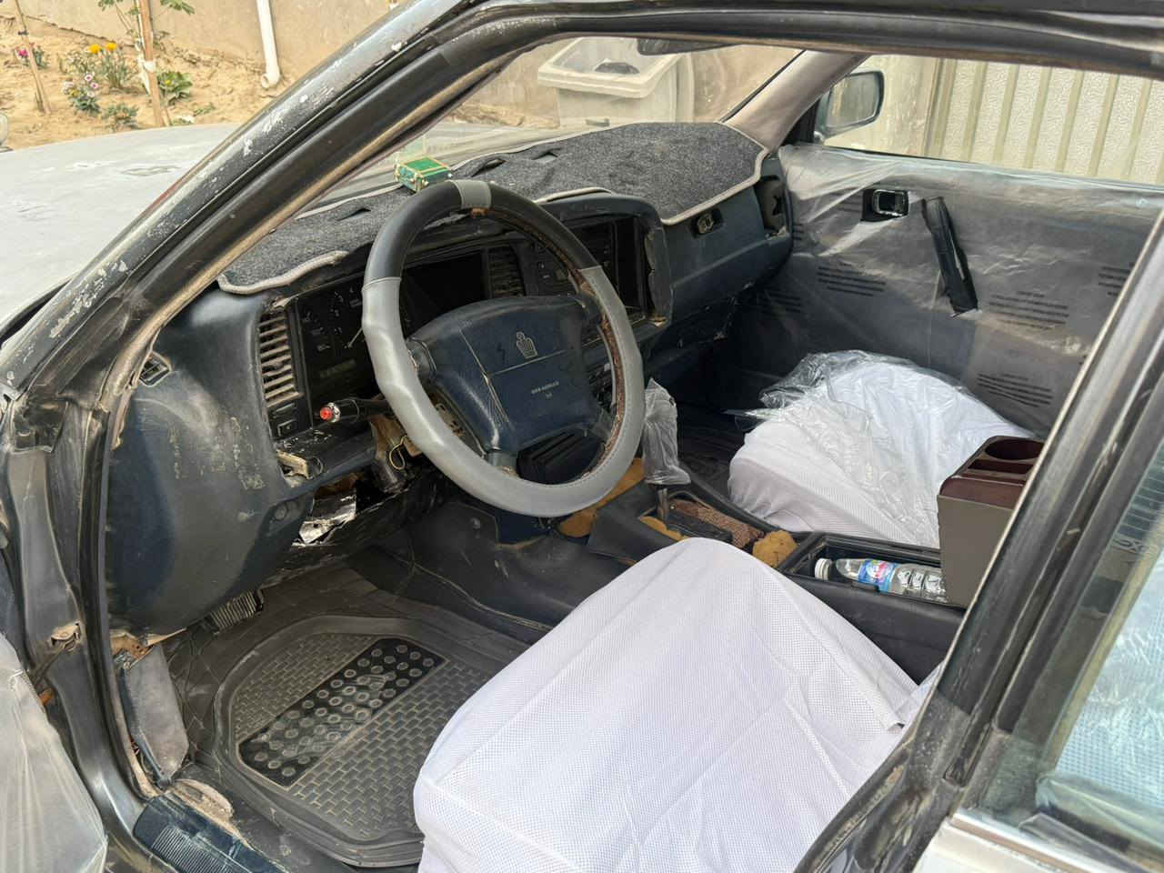 السلام عليكم هارتوب للبيع كير خير من الله مكينه vvt خير من الله سياره كامله عوزها بس صبغ حزام سياره كفاله مامكصوصه نقل جثه بدون كص رقم بابل مشروع وطني تحويل باسمك سعرها 26 وبيه مجال حك الجيه للبيع ومراوس حسب القناعه شنو عندك نزل مكاني كوت حي الحكيم رقم ***********
