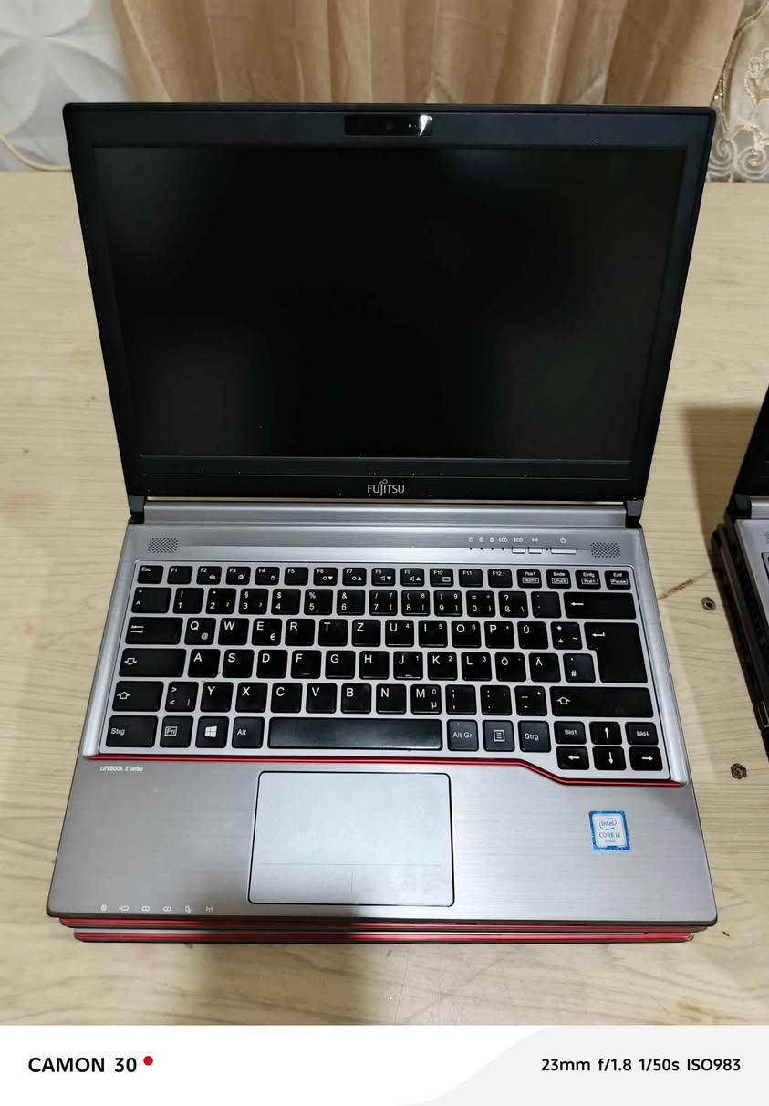 لاب توبات ماركة فوجستو حجم ١٣.٣ تصفية محل سعر القطعة ٣٥ الف بدون هارد ورام وشاحن
((الاب توبات مفحوصات وشغالات)) 
٣قطع كوراي ٣ جيل سادس 
٢قطعة كوراي ٣ جيل رابع 
١قطعة كوراي ٥ جيل ثالث
متواجد واتساب 
***********
بغداد راشدية منطقة القدس
((لايوجد خدمة توصيل)) الفارس, صلاح الدين
