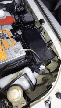 سلا عليكم
باجيرو               2017
مكفوله كفاله عامه من كل النواحي 
مواصفات.    عاديه
تحكم ستيرن جهتين
مري شفط
ماشيه 124 الف حقيقي
سونار بل منشور 
مكينه.    3،600
مكان بغداد الشعب
سياره اخت الزيرو 
الرقم *********** واتساب 
مع تحياتي للجميع 🌹
