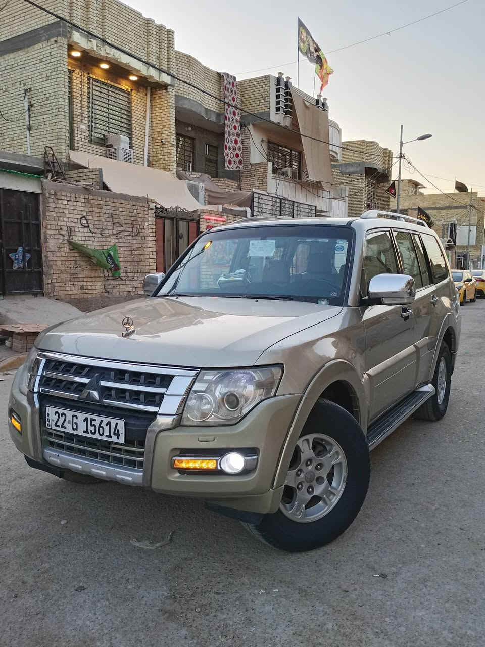 السلام عليكم للبيع او المراوس 
باجيرو 2008 محدث 13  خليجي نص فول 
مكينه بلاديه 6 سلندر 3000 مكينه وكير جدد حداديتهه جديده السياره بيهه صبغ الجاملغ الخلفي والباقي مكفول بدون حادث تحكمات ستيرن مري شفط+كهرباء شاشه جبيره كامره خلفيه حساسات امامي وخلفي 7 راكب غرفتهه جديده 3 قطع تبريد 
كمبريسر التبريد بيهه ضعف رقم اربيل الدولي تحويل مباشر تخم تاير جديد 
السياره احله من الصور 
عنوان السياره بغداد مدينه الصدر 
السعر خاص او واتساب 
الاستفسار ***********سجاد
