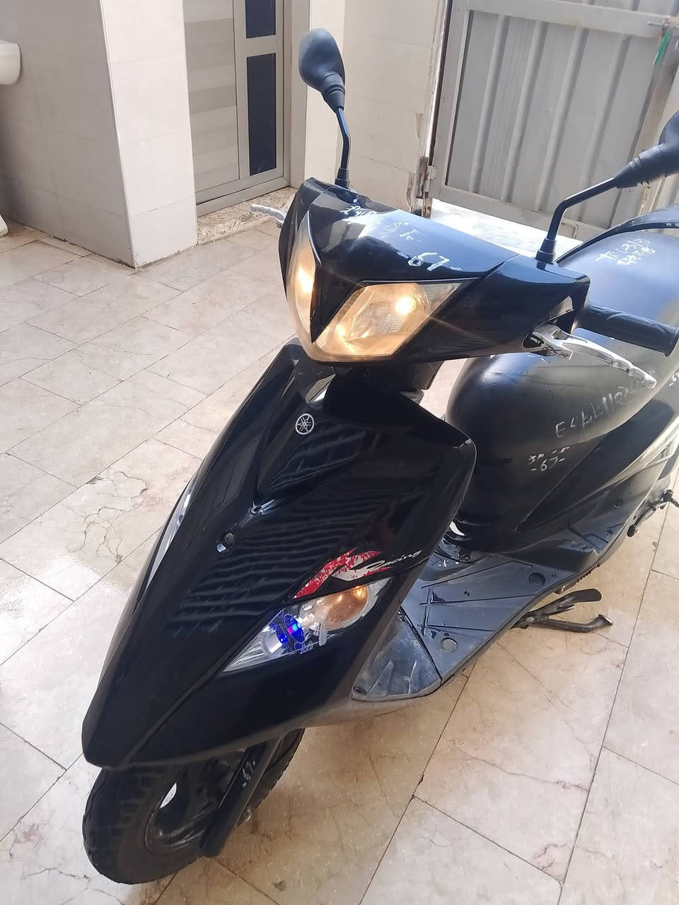 سلام عليكم دراجه ثعلاب نضيفه مامفتوحه ابلاديه نوزل كهربايت شغاله كلهن دراجه مرتبه وحلوه للبيع 600وبيها مجال مكاني بغداد الشعله ‏‪0770 510 1907‬‏بي وتساب
