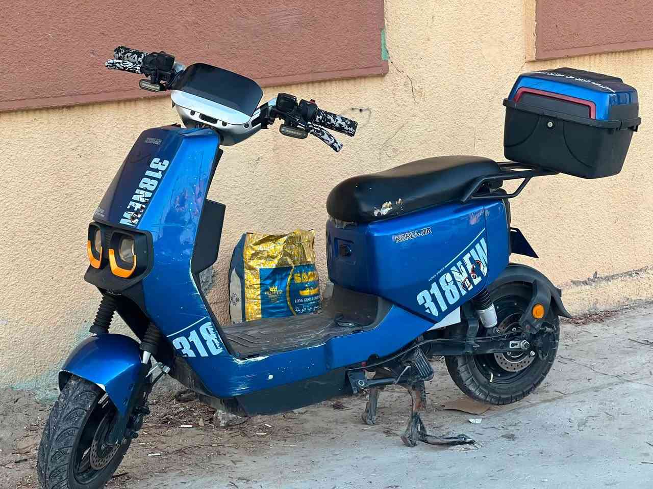 ماطور شحن318
5بطاريات دبل فول

4نمر 

سرعة99

مسجل بي

صندوك بي

جوزة بي 

صندوق خارجي بي

كامل مكمل ماناقصو برغي

سعر425وبي مجال

للتواصل واتساب: ‭***********‬

