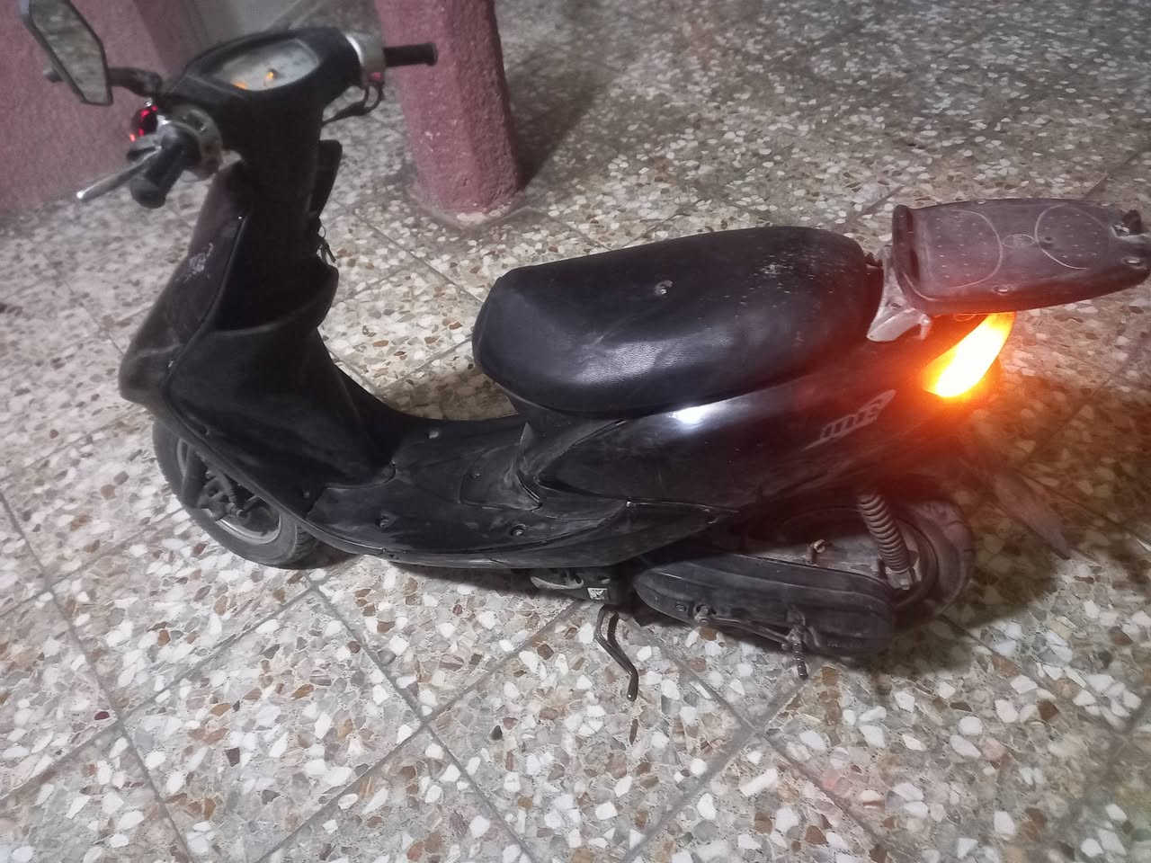 سلام عليكم دراجه عصفوريه فحل طافيه دير سلف متاخذ كهربائيات كله شغاله اوراق كامله قفل اكسل سعرهة ١٥٠ وبيه مجال بسيط للشراي مكاني بغداد العبيدي رقمي ***********
