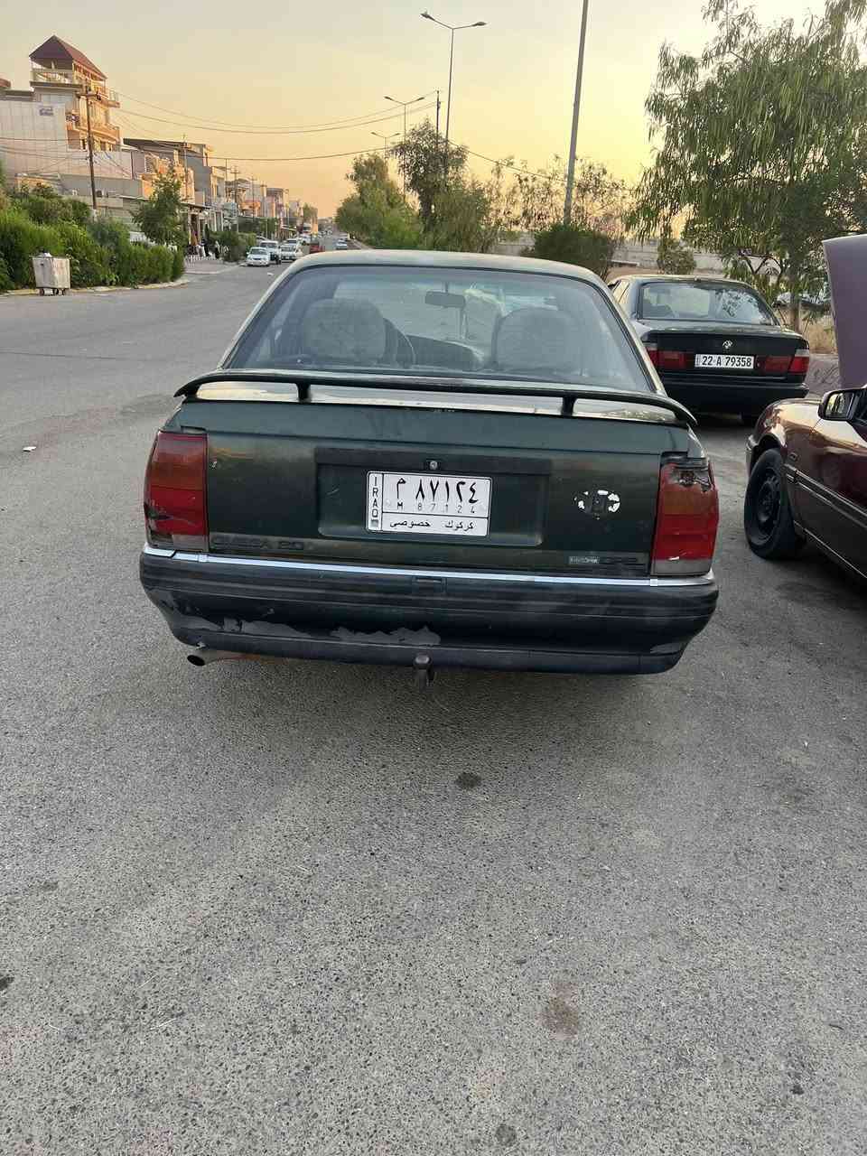 اوميكا موديل 92 سنويه جديده 28. بطاقه بنزين. سياره بدون دواخل. يحتاج صبغ جمالي فقط سعر 24 مجال قليل ***********
