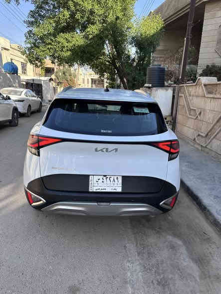 السلام عليكم كيا سبورتج 2023 خليجي محرك 2000 دوش سياره كفاله عامه من عده بيها بارد شخط رفيع بين الباب وبين جاملغ مدكوك بارد وسياره كير ومحرك مكفول تأيرات الشركة وسياره ماشيه 26 على وضعية شركة مواصفات سياره عادية بصمة تشغيل عن بعد وحساس خلفي امامي سايد بريك بصمه تشغيل عن بعد ثلاث تحكمات انظمه قياده ومريء شفط + سياره رقم بغداد الألماني 

المكان : السيدية 
السعر : 209$

وهذا رقمي / ***********
