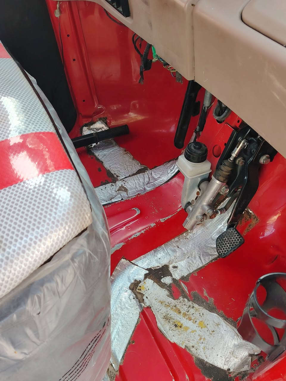 سلام عليكم اخواني تكتك 
2022 بسمي بيه ضربه جوه البك الايات فقط وباقي كفاله رقم كربلاء سعر ٨٥٠٠ بيه مجال رقمي ***********
