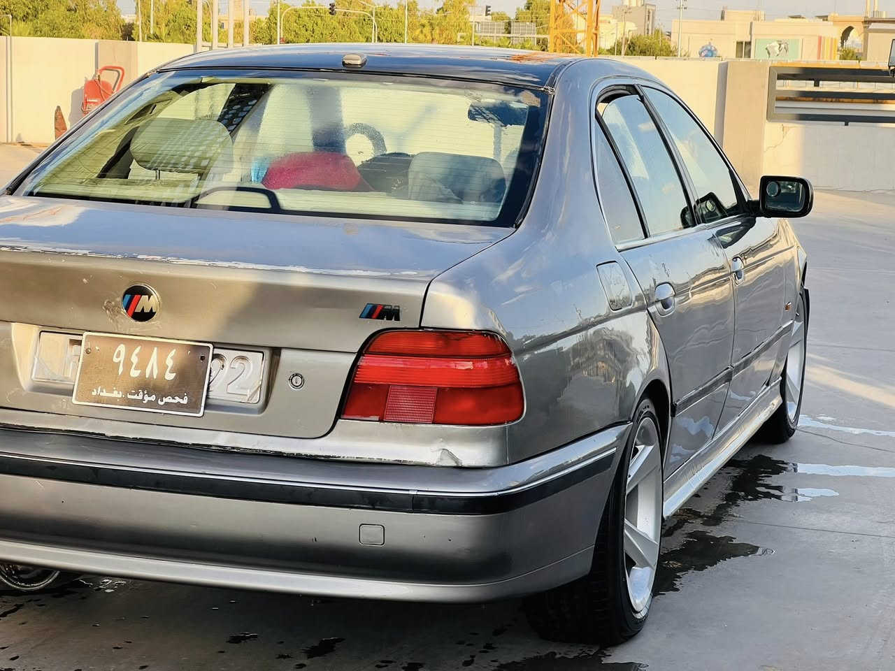 Bmw
گێرو مه‌كینه‌ بێ عه‌یبه‌ 
تایه‌ی تازه‌یه‌ 
علوجه‌ به‌شه‌رت ئه‌وه‌ی مالی كه‌س نه‌بێ بێ كێشه‌یه‌ 
كاره‌بای مه‌زوته‌ 
نرخی ٢٢ گه‌لا 

***********
كلار
