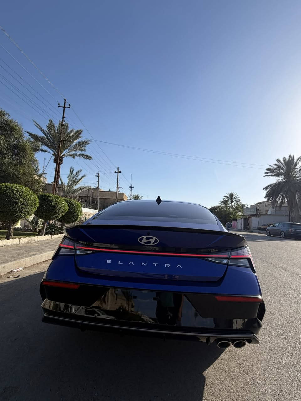 السلام عليكم حبايبي النترا ان الاين لبيع موديل 2024 دخول جديد بسمي  مواصفاته معروفه فول ل اخير حادث خلفي قبق صندوك ودعاميه خلفيه وبدنه خلفي ماشيه 27600كيلو 
سعر 165 ورقه وبيه مجال 
رقم الهاتف ***********
