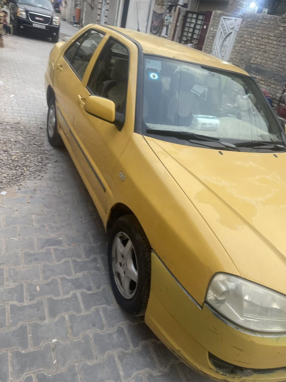 شيري ٢٠١٠ كير ومكينه كورلا 
سياره حلوه تبريد ثلج مصفره هيه وغرامات سنويه لل٣٠ 
بسمي تحويل ثاني يوم 
*********** 
عنواني بغداد الشعله جكوك قرب المحطه
