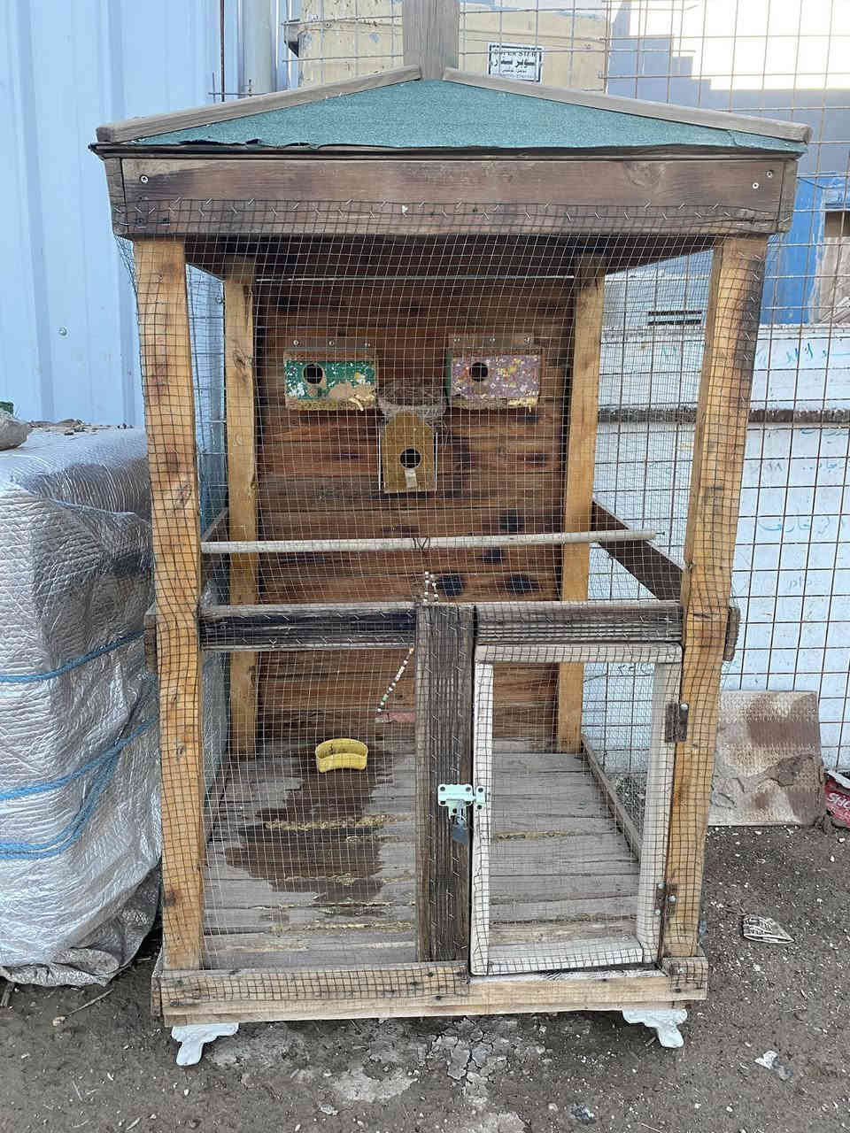 السلام عليكم 
قفص خشب للبيع  السعر  اتصل على الرقم 
***********
