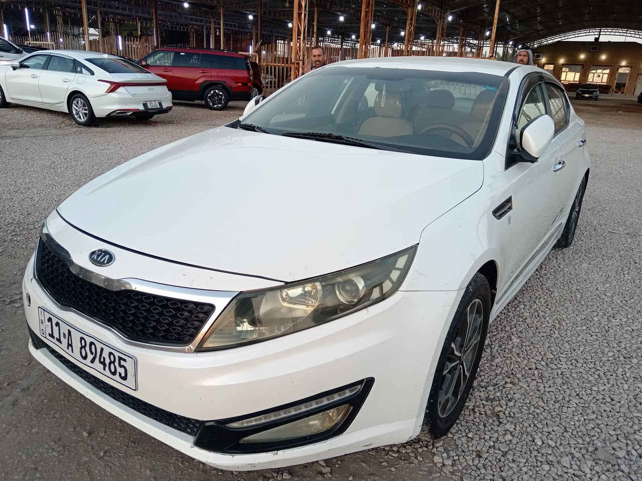 كيا اوبتيما خليجي موديل ٢٠١٢ محرك ٢٤٠٠ جديد حداديه جديده تبريد ثلج رقم بغداد دولي بأسمي مواصفات السيارة  بصمة تشغيل تحكم استيرن شاشه وكامره مري شفط إشارة بالمري تبريد قطعتين السيارة بيها جاملغ امامي تبديل اصلي بدون عابر السعر النهائي ١٣٥ ورقة نقد أو مراوس مكان السيارة السماوه الرميثه للاتصال *********** او ***********
