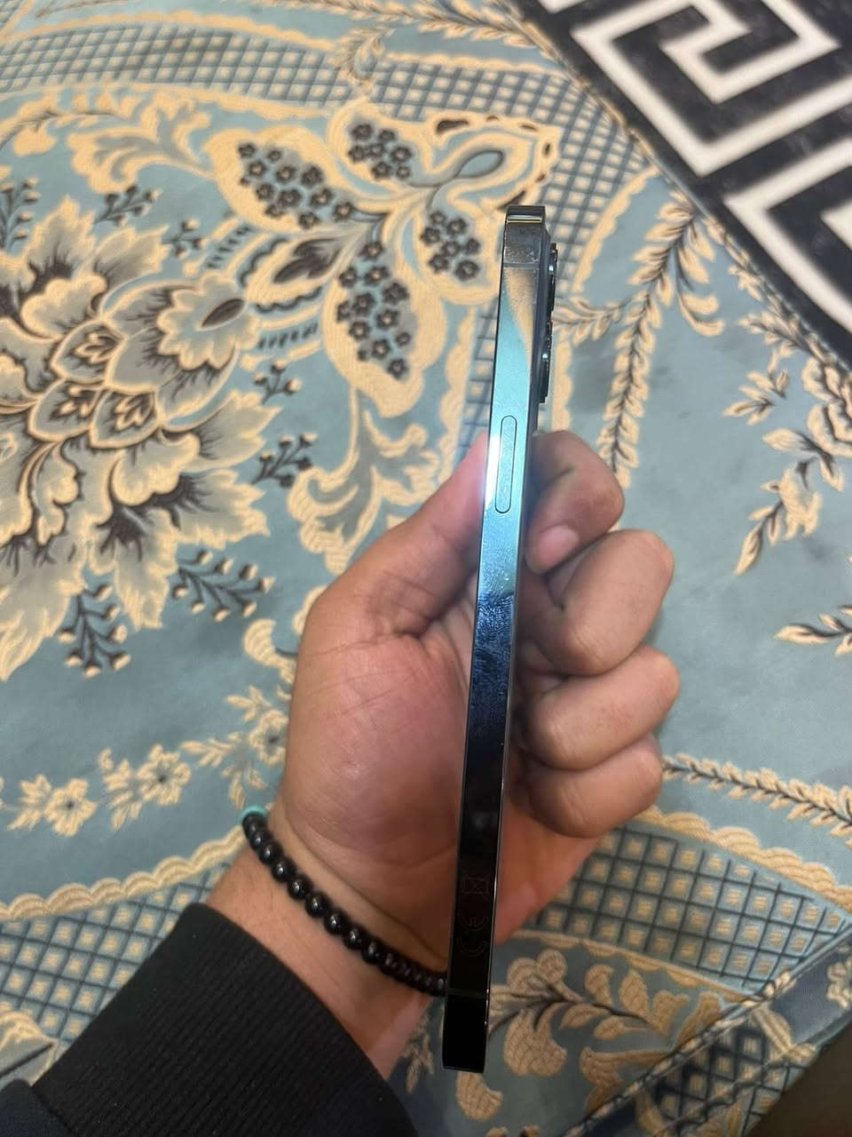 آيفون ١٢برو ماكس شرق أوسط  ذاكرة ١٢٨ نظافة ٩٥٪؜ بطارية ٩٣ آي شي ما مبدل بيه بغداد / مدينة الصدر
***********
