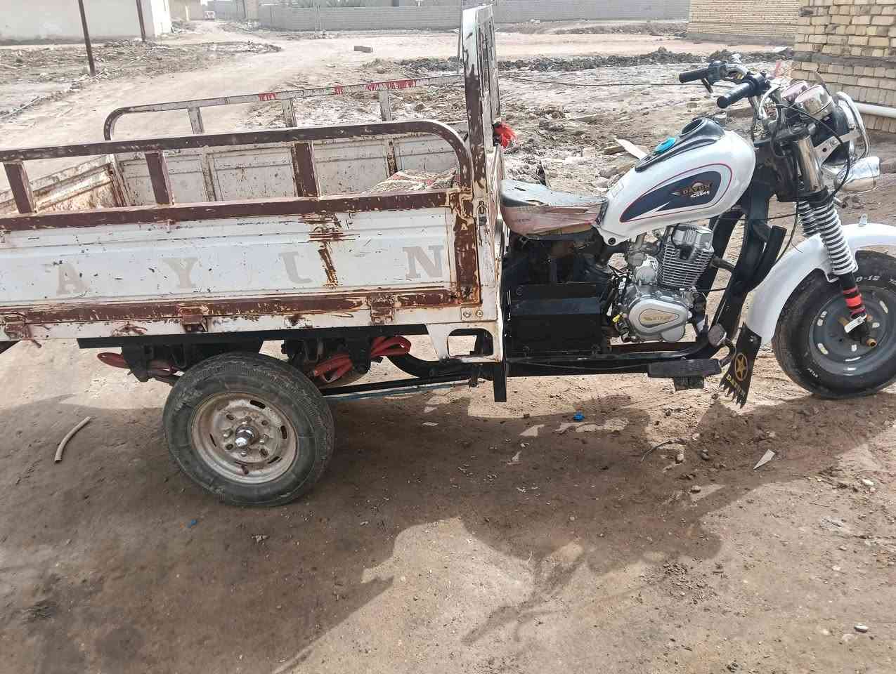 تعميره جديده نقص بس باتري 17
السكان صناعي سعر مليون 400 وبيه مجال هاذ رقمي  ***********
