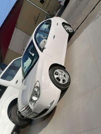 الانترا • ٢٠١٠ • بدون دواخل