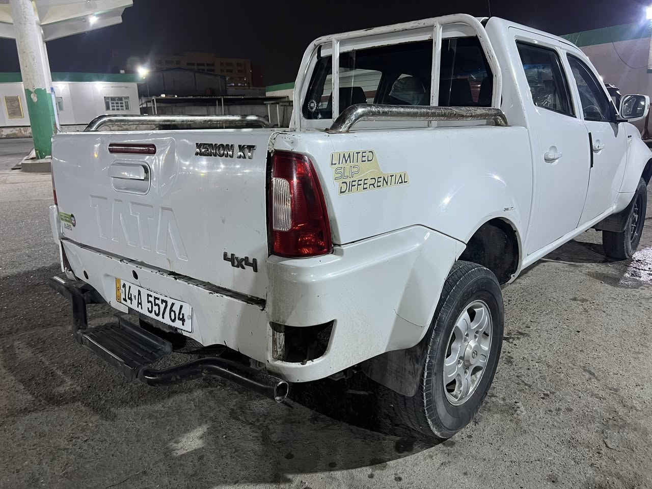 سلام عليكم
للبيع او مراوس حسب القناعه بي كم تاتا هندي مديل 2015  رقم بصره جديد بسمي تحويل مباشر 
محرك كير ستاراكس أوتوماتيك  سياره مكفوله كفاله عامه ظربه وصبغ كله بلاديه  

السعر 60$ بيهه مجال 
استفسار اكثر اتصل ***********
