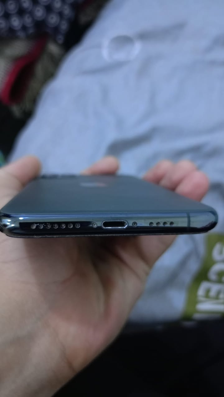 السلام عليكم 
11 برو ماكس
ذ256💾
ب77🔋
ما مصلح ولا بس عطل نضافة99‎%‎
مكاني بغداد الدورة
تواص خاص موجود فقط


**إذا كنت صاحب هذا الإعلان وتريد حذفه لأي سبب، رجاءا أرسل رسالة إلى الدعم الفني**