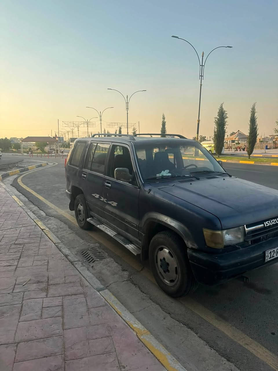 اسوزو تروبر مكينه وكير vvt ثنين ونص طخم جديد طخم تاير جديد موديل 1992 سياره نضيفه هزه ورقم وسنويه جديده كابون بانزين تحويل شرط بيها بعض الملاحضات سعر 40 وبيها مجال مكانها موصل حي الميثاق للأستفسار اتصل على الرقم التالي ***********
