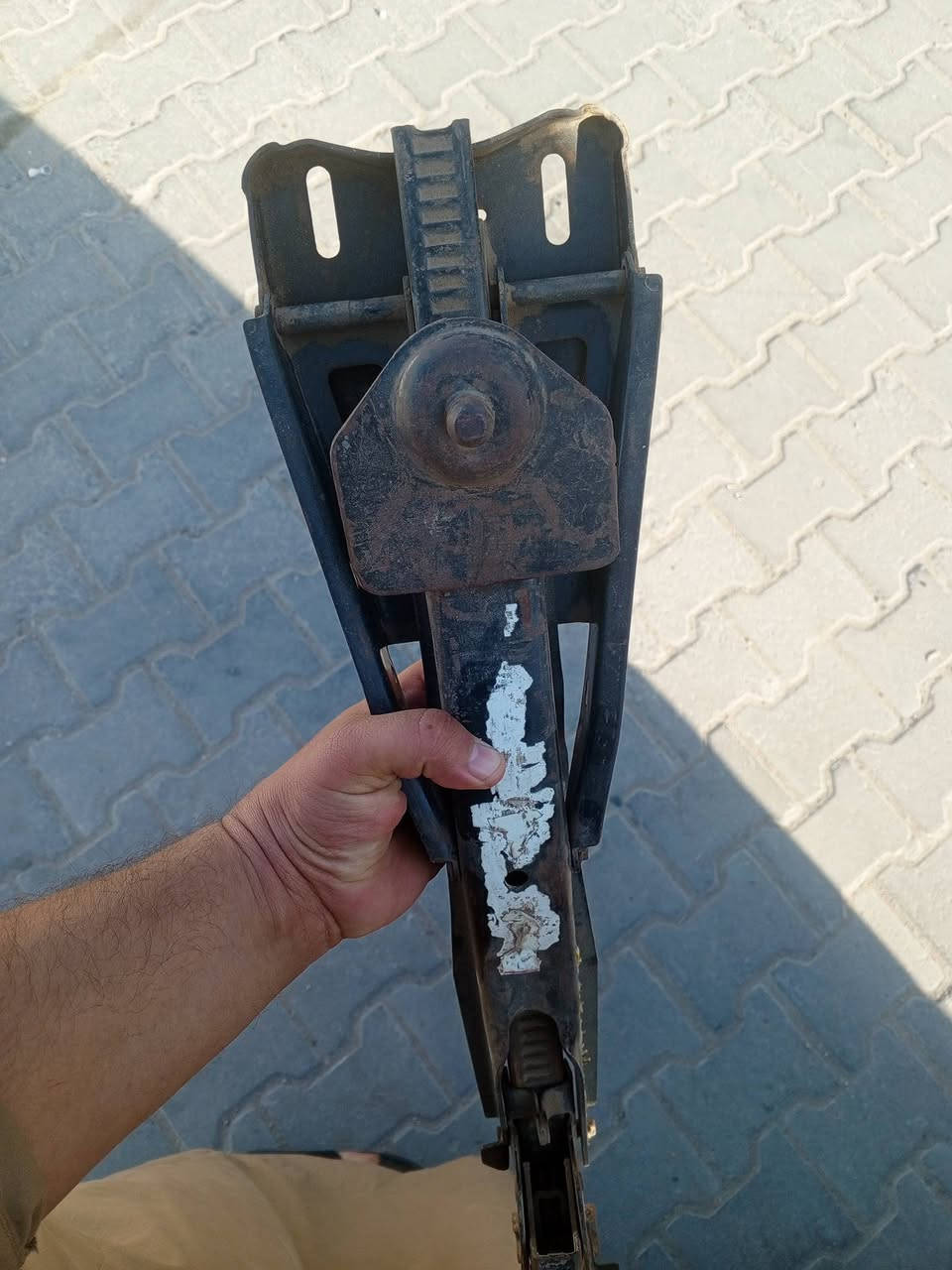 للبيع جك دولفين اصلي وكاله على فحص وأني خادم+ مسجله دولفين للبيع ***********
