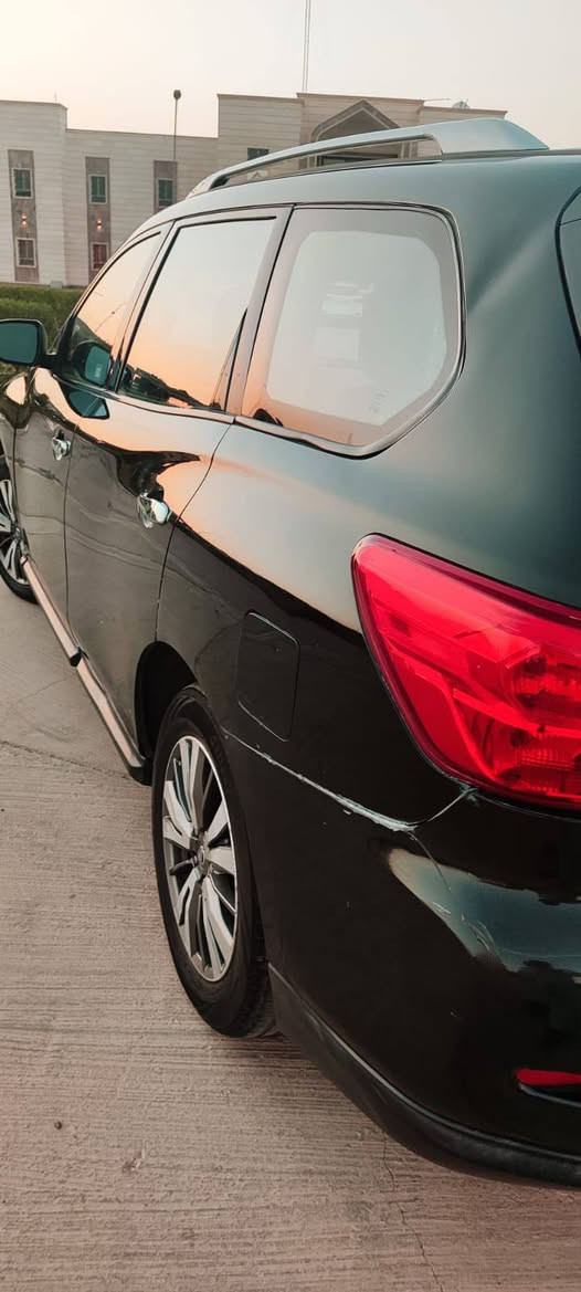 تحتاج سيارة مناسبة تابع البيج 

🚗 للبيع – Nissan Pathfinder 2018 | فئة SV
🔹 الماركة: نيسان ✅
🔹 الموديل: Pathfinder 2018 🗓️
🔹 الفئة: SV ⚙️
🔹 اللون: أسود لامع 🖤
🔹 المواصفات:
▪️7 مقاعد 🪑
▪️ شاشة لمس 📱
▪️ كاميرا خلفية 📸
▪️ نظام بصمة تشغيل 🔑
▪️ تحكم بالمقود 🎛️
▪️ تبريد قوي ❄️
▪️ حساسات أمامية 📡🚘
▪️ حساسات خلفية 📡🚙
▪️ رادار  🚨📡
▪️ نظام  GPS 🧭📍
الاضرار 4 قطع صبغ فقط

💰 السعر: 14900$ دولار فقط
📍 جاهزة للفحص والمعاينة

📞 للتواصل: ***********
📲 واتساب والهاتف متوفر
