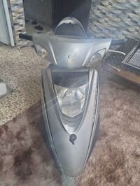 بريز البيع سعره 300المكان شعله الرقم 07823394398