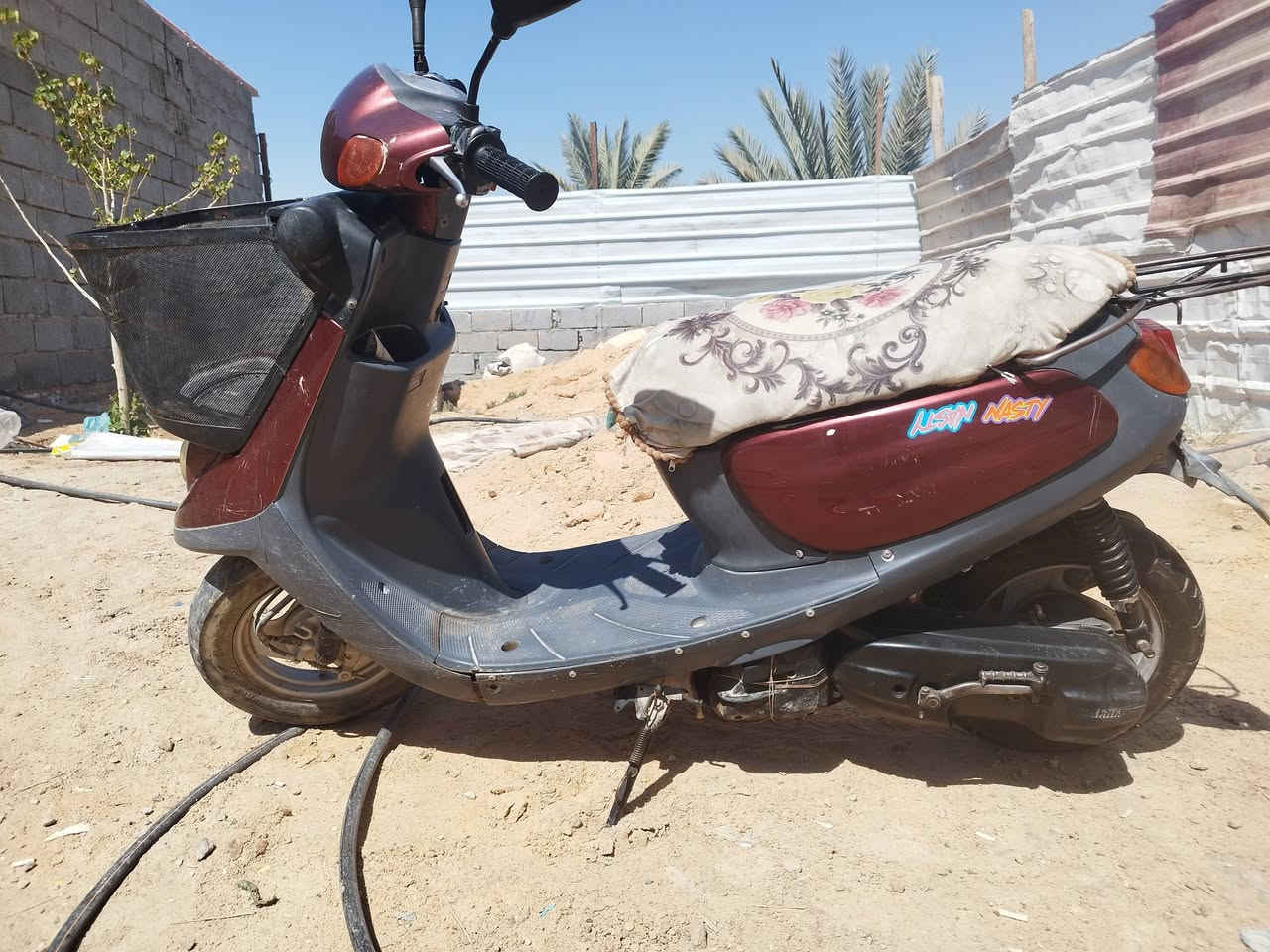 السلام عليكم
دراجه منغولي نضيفه 
مبدل بيها  بستم 

اخذتها ب350هستوني
 رايدها225
مكان كربلاء الحر رياحي 
***********
