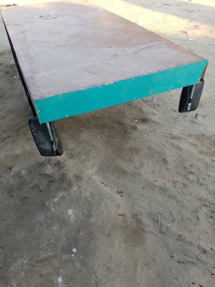 سلام عليكم محجر جديد للبيع مكاني كربلاء الرقم ***********
