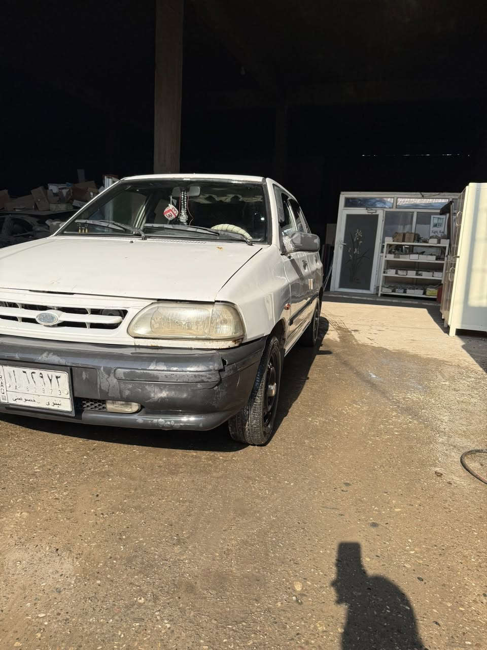 سلام عليكم مكلف بل نشر خابر على الرقم سايبه 2012 سياره كير محرك مدام العين مابيها لا صرف ولا نفخ تاثيرات على النص باتري جديد قشر كدام العين السياره حلو على  كد الحال سياره إقصاد بنك بس اموفايه من شهر العاشر يعني حالين حره تكدر اتحوله بسمك السياره  نينوى كابون بيهه السعر 27 وبيه مجال للشراي خابر على الرقم 0778 102 2880
