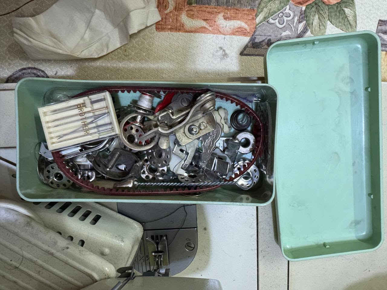 مرحبا غراض جديده كلش للبيع مكينه برذر بعده بالباكيت ومكانسه كهربائيه وتيبلام البيع لغرض الانتقال من البيت مكاني سيديه ٤٠٠


**إذا كنت صاحب هذا الإعلان وتريد حذفه لأي سبب، رجاءا أرسل رسالة إلى الدعم الفني**