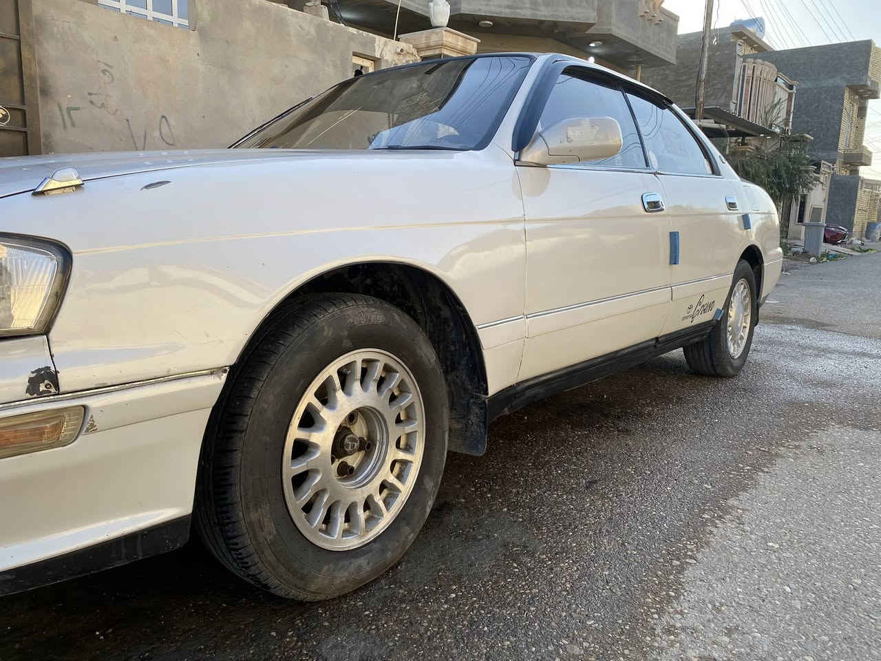 السلام عليكم  بطه متصل موديل ١٩٩١ رقم نكليزي بغداد كير ومحرك مكفوله من ضربه مصبوغه عام لجماليه  لون صدفي جاهزه فقط تبريد ما يشتغل سياره بسمي هزه جديده قبل يومين مكان سياره الأنبار الفلوجه ترهم مراوس حسب القناعه 
السعر ٥٥ $ ***********
