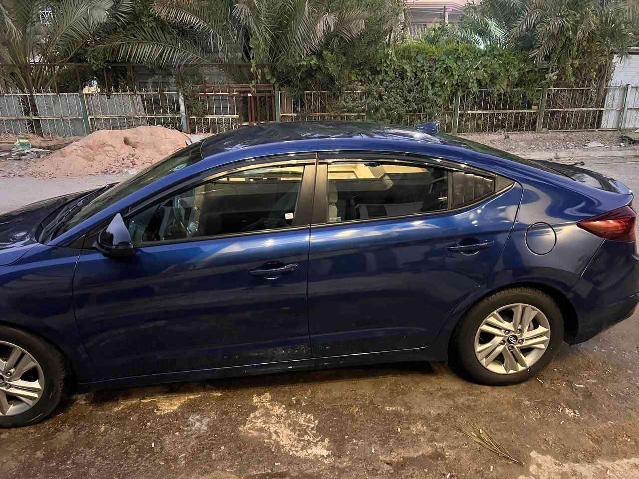 النترا 2019 وارد امريكي كير دوش ٢٠٠٠AT
ماشيه 77  رقم بغداد حادث دعاميه وصفحه مصبوغة جمالية مثل ما موضح بل الصورة بدون ايرباك ثلاثة أنظمة قيادة مانع انزلاق تبريد فول  الباقي كله بلادي العنوان بغداد الشعلة ***********
سعر ١٢٥
