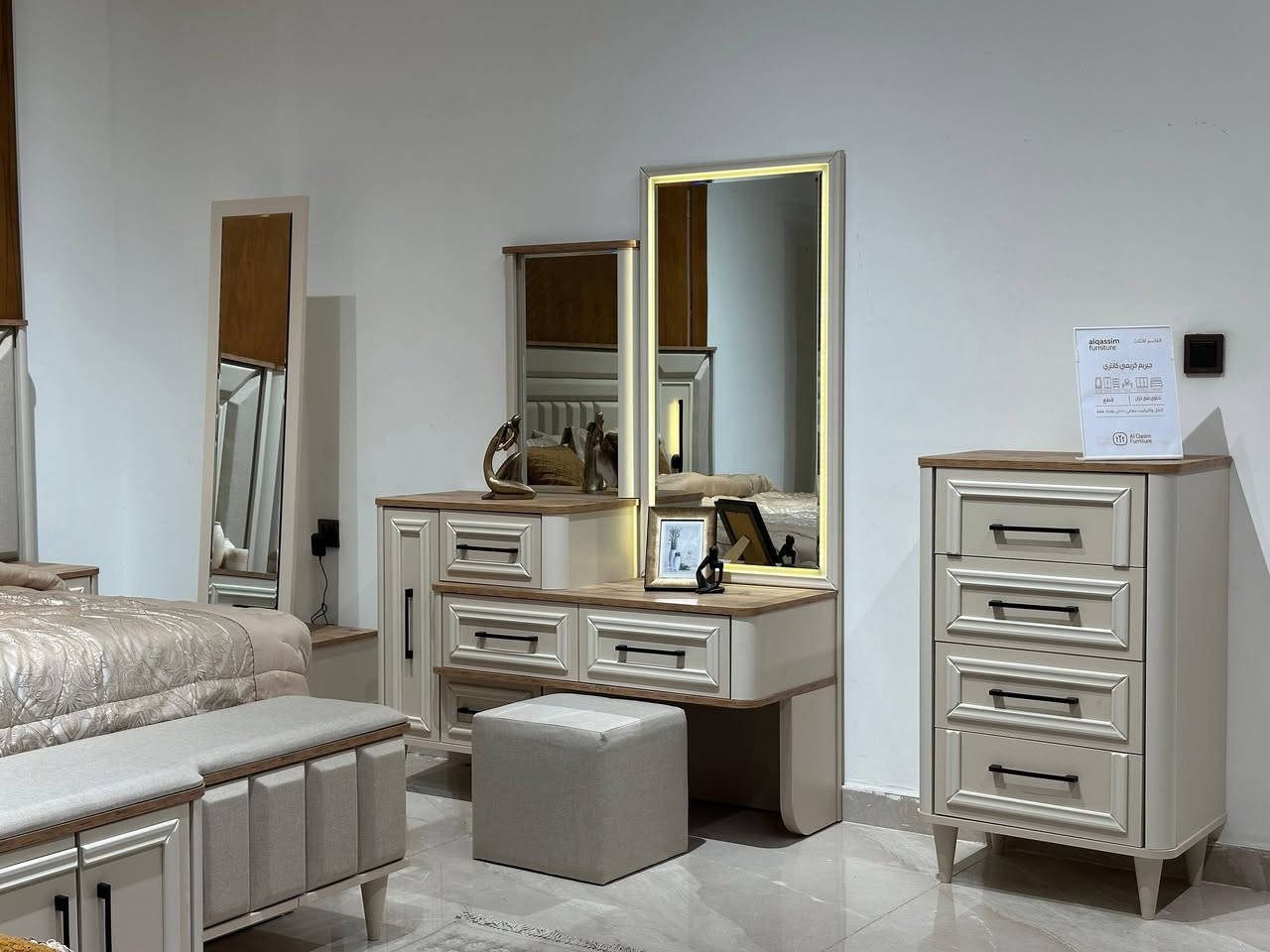 ✨🛏️ غرف نوم تركية فاخرة

أناقة راقية… جودة تدوم ✨

✔️ ضمان خمس سنوات
✔️ شد مجاني
✔️ نقل مجاني داخل الفلوجة
✔️ توصيل خارج الفلوجة بسعر رمزي
✔️ يتوفر بيع نقدًا وأقساط مريحة

📍 متوفرة لدى معرض الياقوت للأثاث
الفلوجة – شارع جامع الفرقان، مقابل جامع الفرقان

📞 للحجز والاستفسار: ***********

اختار الفخامة… والباقي علينا.
