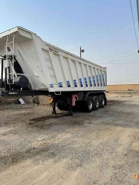 عربانة للبيع ماكنيسان2020تاير ياباني نص ذرعةبلادي 33 متر وي التعلاوة35 متر الاتصال***********
