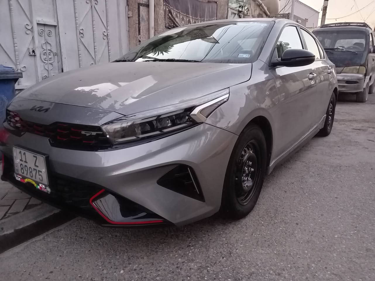 السلام عليكم فورتي جي تي لاين 24 ماشيه 17 بأسمي تبديل بنيد وصبغ جاملغ نفسه ليبل واحد ماعدا البنيد ايرباك درگه فقط السياره كامله مكمله كل نقص مابيها مكينه 2000 دوش السعر 170 وبيها مجال الشراي يتصل *********** صور الحادث والتصليح بالمنشور
